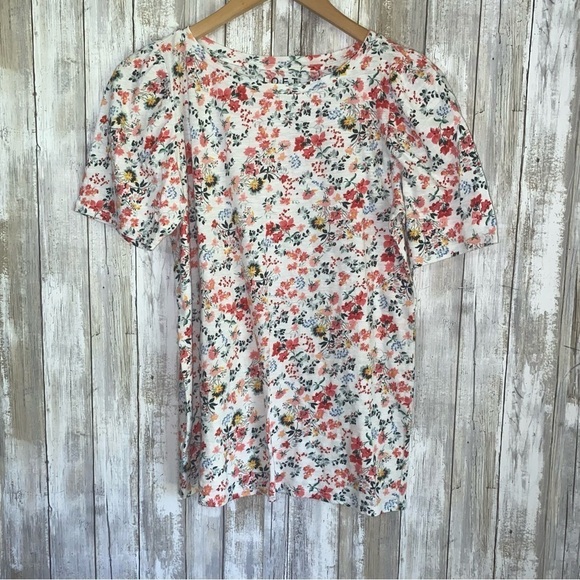 LOFT Tops - Loft Multi Floral Tee